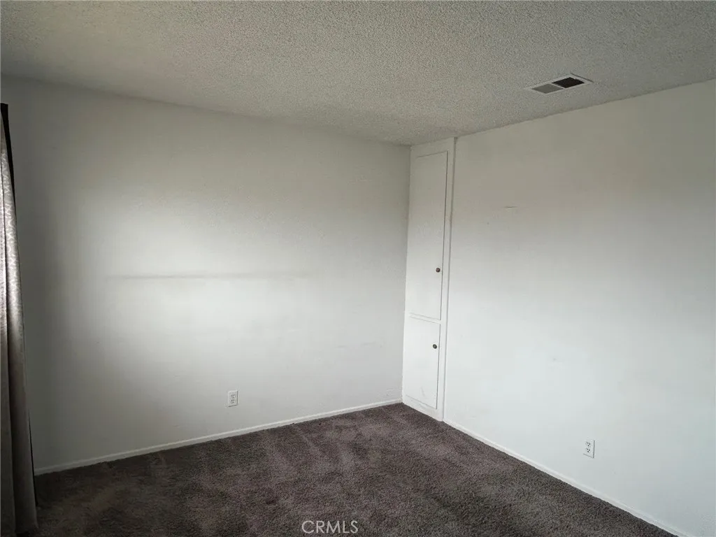 17513 Keene Avenue, Carson, California 90746 home-pic-11